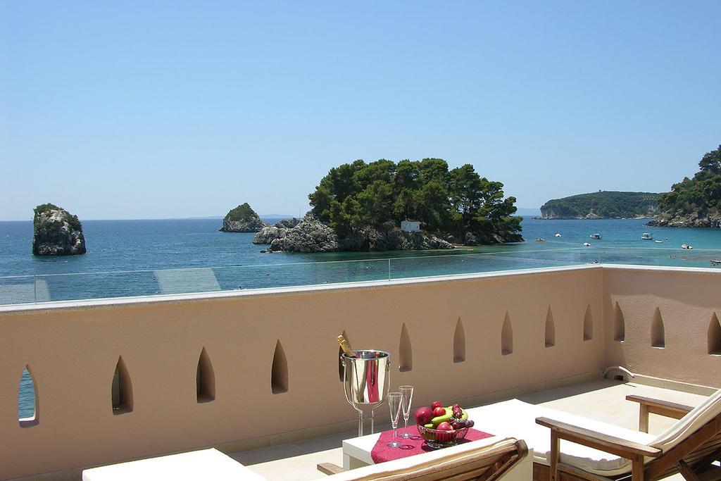 Utopia Parga Luaran gambar