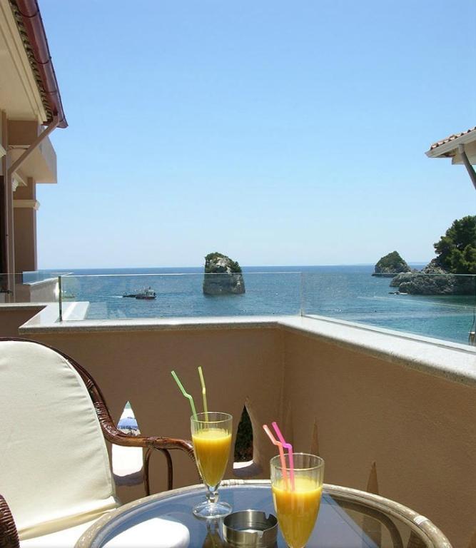 Utopia Parga Luaran gambar